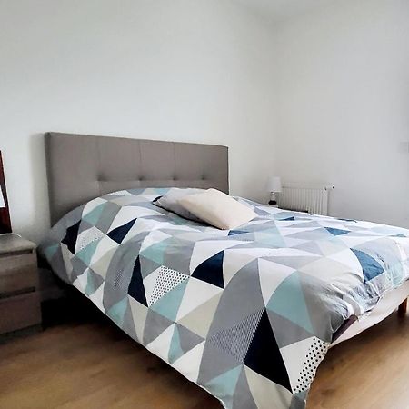 Appartement Moderne Finement Decore Avec Balcon A Vannes Centre Ngoại thất bức ảnh